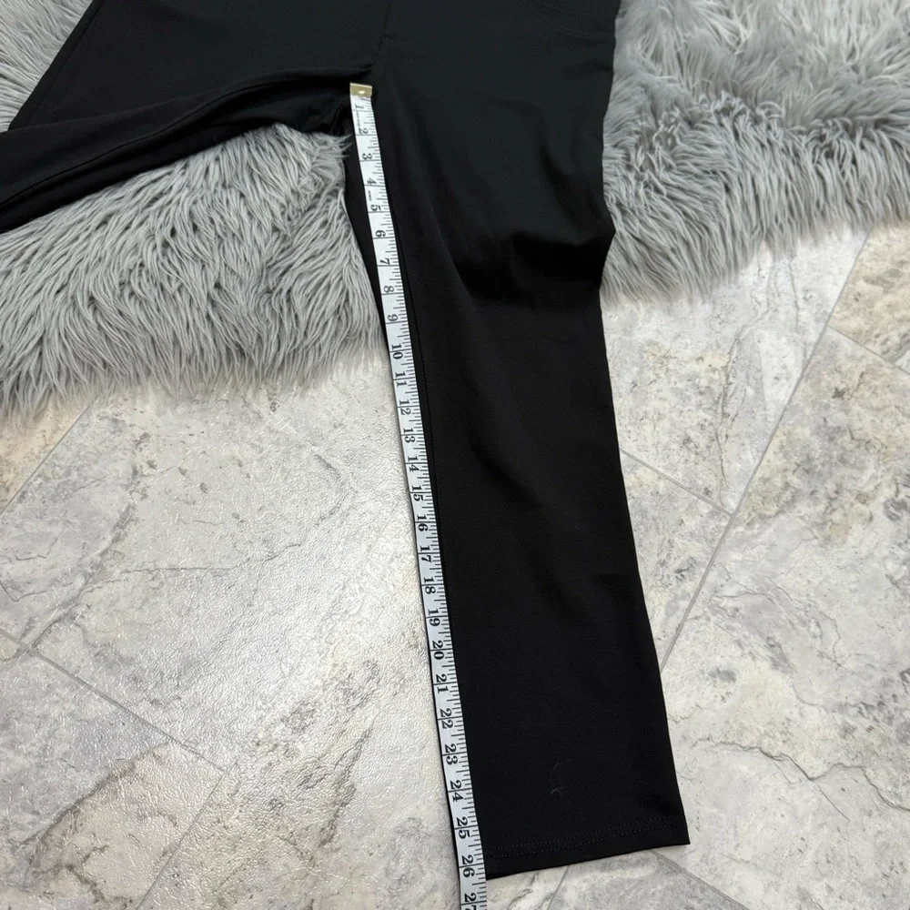 Time and Tru NWOT Black High Rise Straight Leg Jeans Women’s Size Large Petite - Picture 4 of 6
